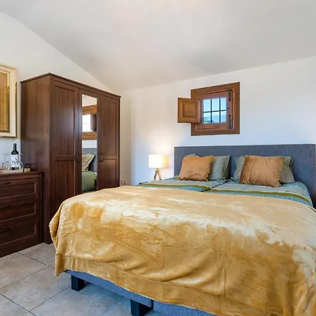 Hacienda La Buena Vida En Bed and breakfast Algarinejo